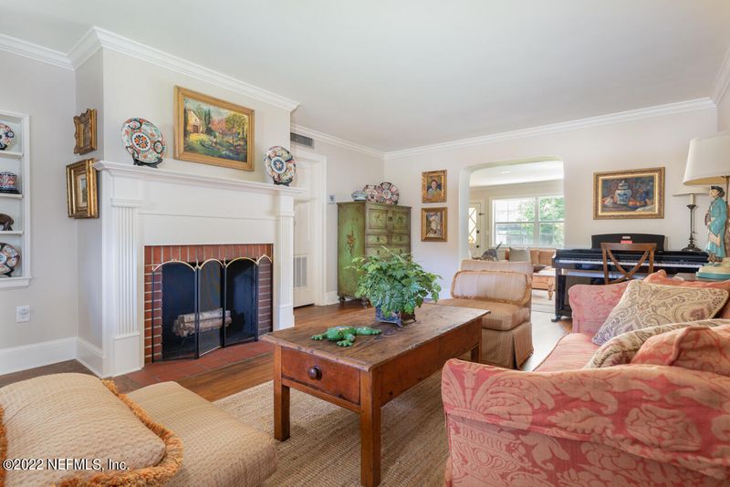 1219 Nicholson Rd, Jacksonville, FL 32207