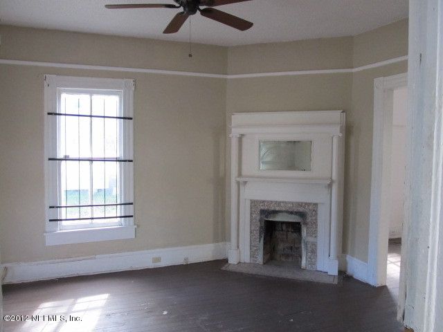 122 6th St E, Jacksonville, FL 32206