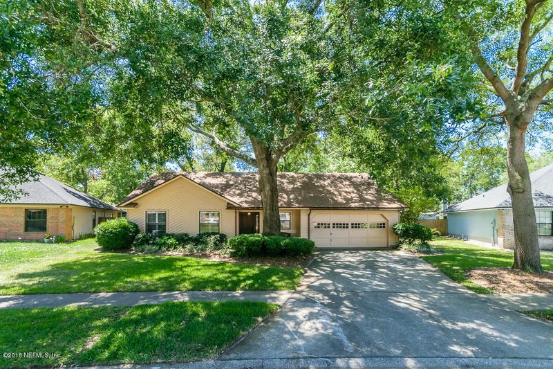 12220 High Laurel Dr, Jacksonville, FL 32225