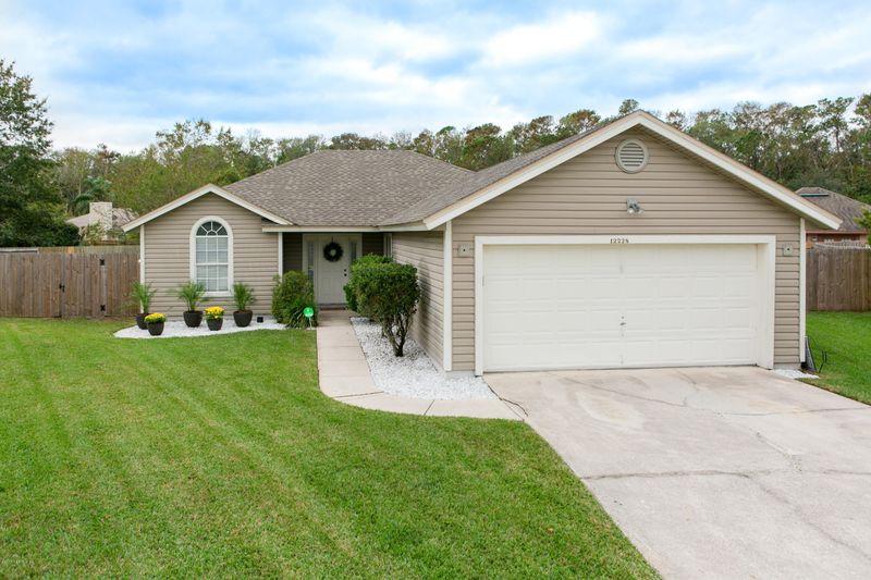 12228 Hunters Haven Ln, Jacksonville, FL 32224