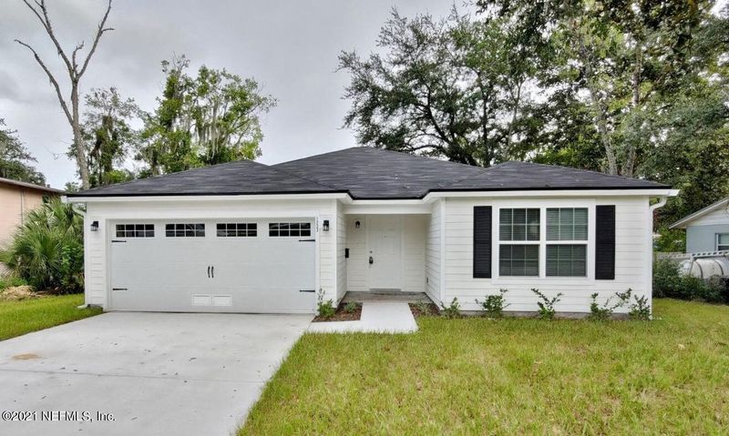 1223 Ribault River Dr, Jacksonville, FL 32208