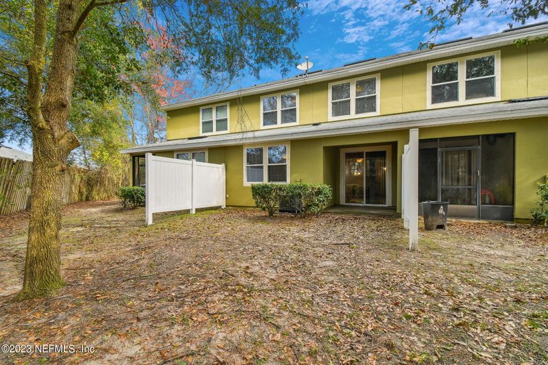 12232 Black Walnut Ct, Jacksonville, FL 32226