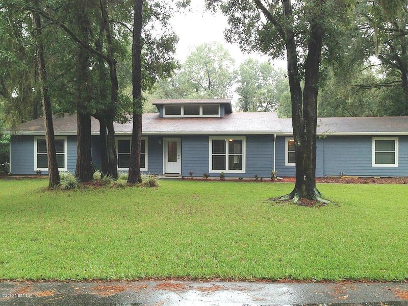 1224 Palm Dr, St Johns, FL 32259