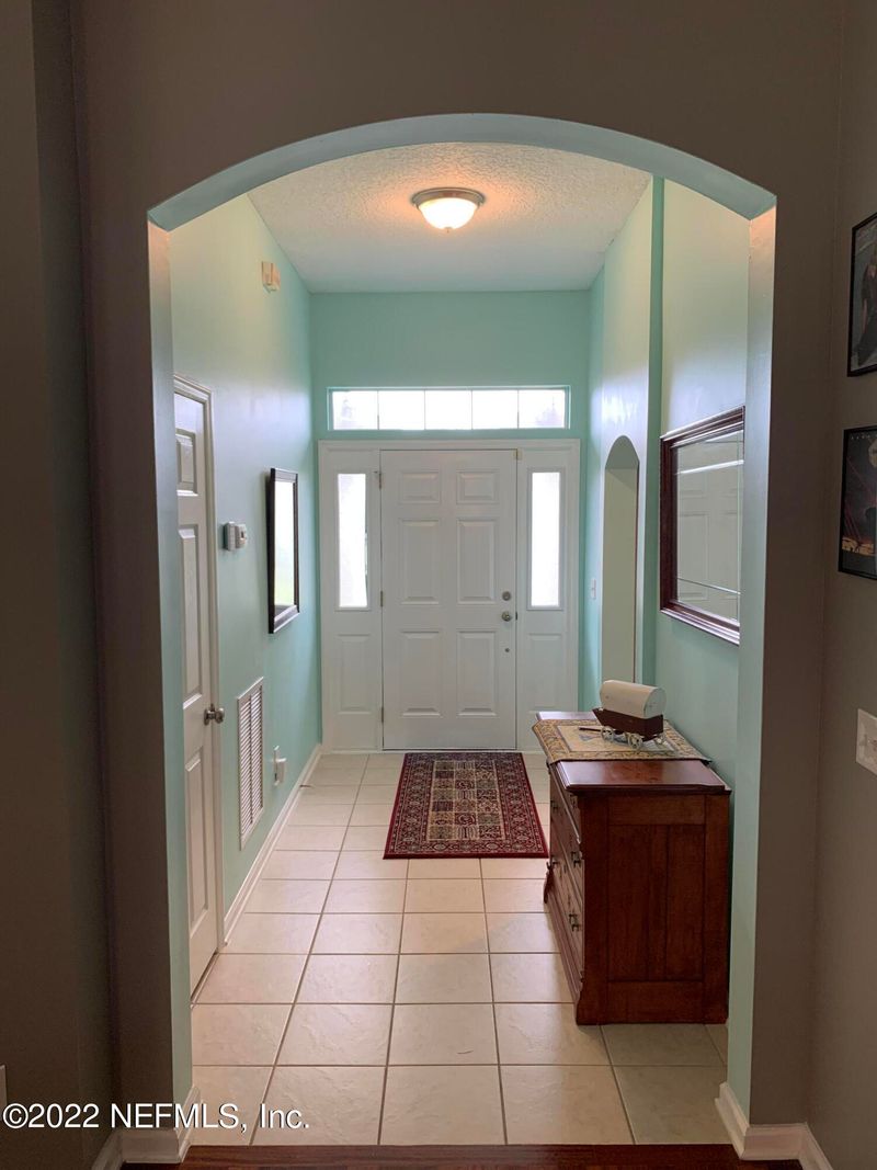 12241 Emblem Ct, Jacksonville, FL 32218