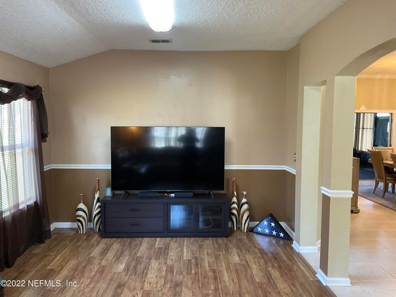 12248 Sumter Square Dr E, Jacksonville, FL 32218