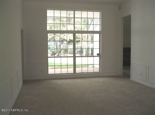 12249 Reedpond Dr E, Jacksonville, FL 32223