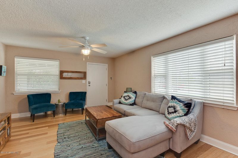 1225 14th Ave N, Jacksonville Beach, FL 32250
