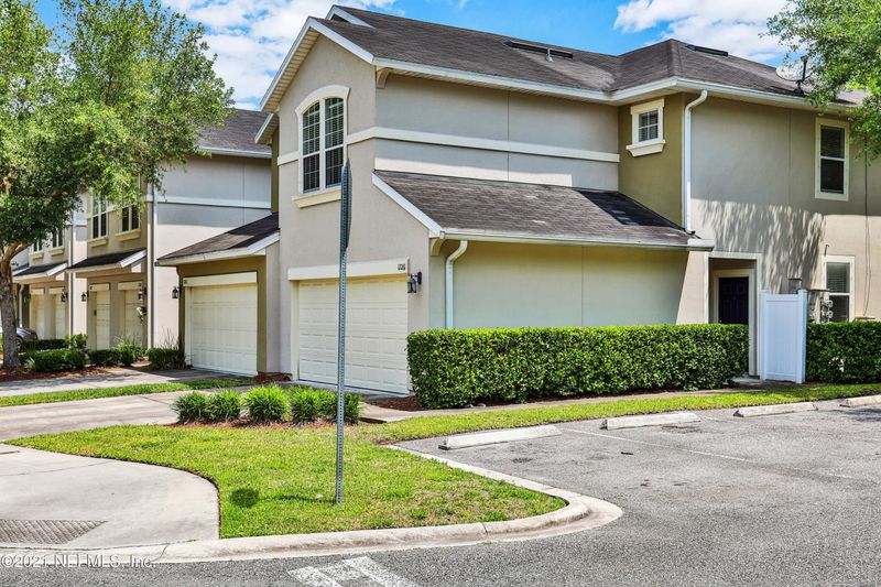 12261 Black Walnut Ct, Jacksonville, FL 32226