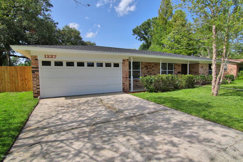 1227 Arbor Cir N, Orange Park, FL 32073