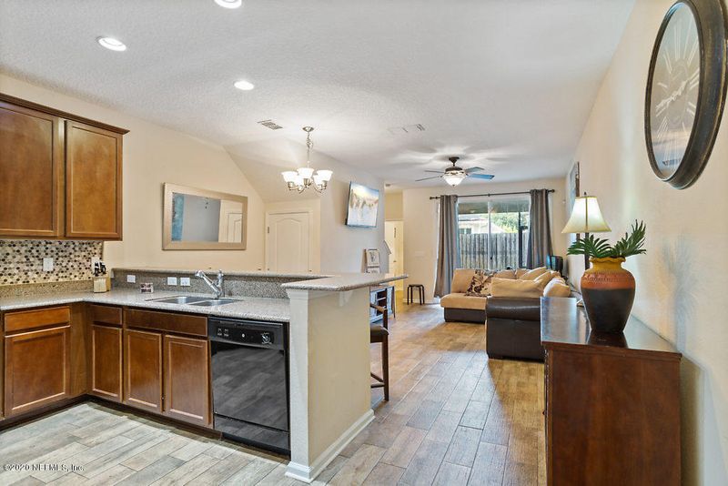 12270 Black Walnut Ct, Jacksonville, FL 32226