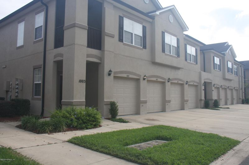 12301 Kernan Forest Blvd #807, Jacksonville, FL 32225