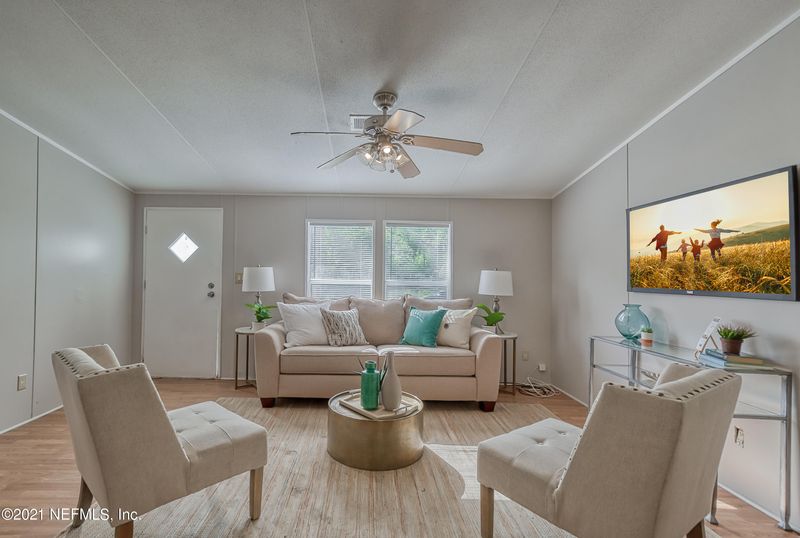 12305 Tiny Dr, Jacksonville, FL 32218