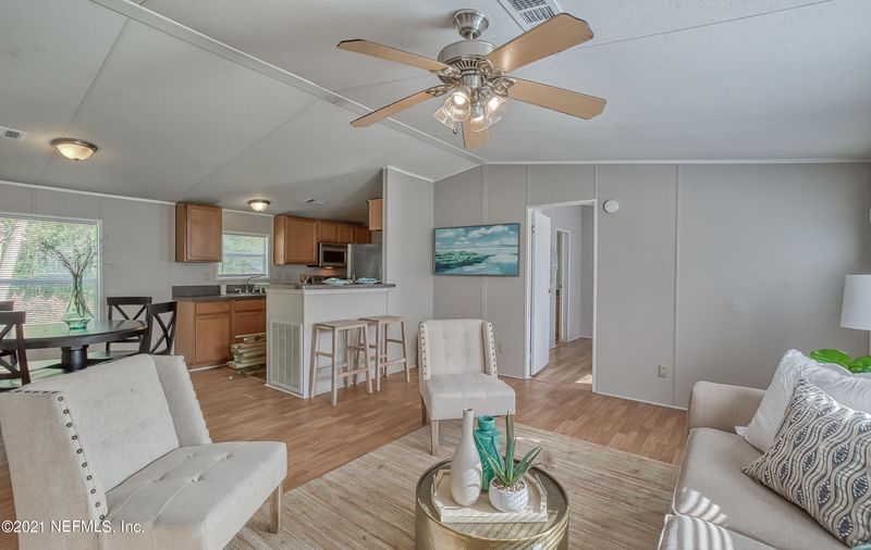12305 Tiny Dr, Jacksonville, FL 32218