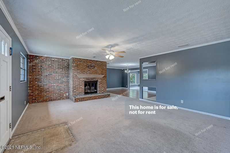 1231 Grove Park Dr, Orange Park, FL 32073