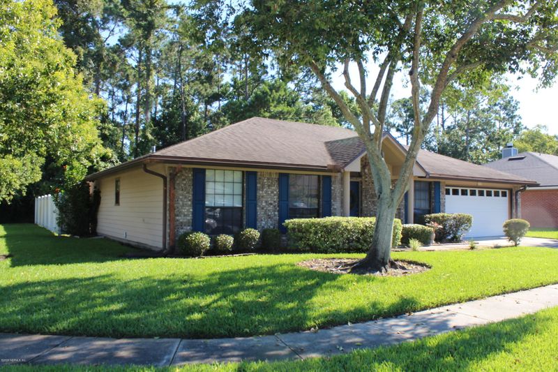 12327 Hunters Haven Ln, Jacksonville, FL 32224