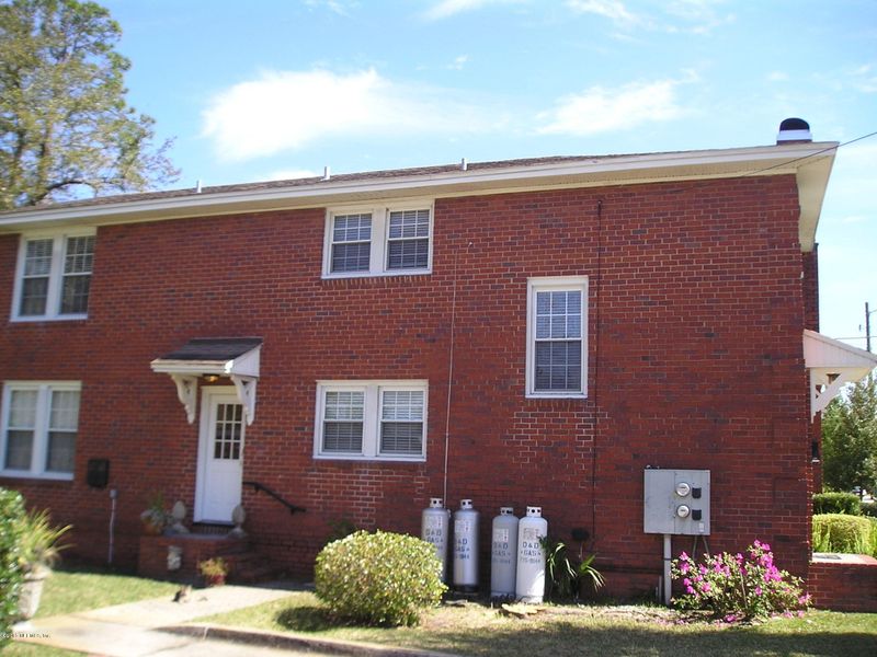 1233 Belmonte Ter, Jacksonville, FL 32207
