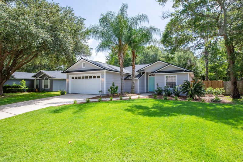1235 Windy Willows Dr, Jacksonville, FL 32225