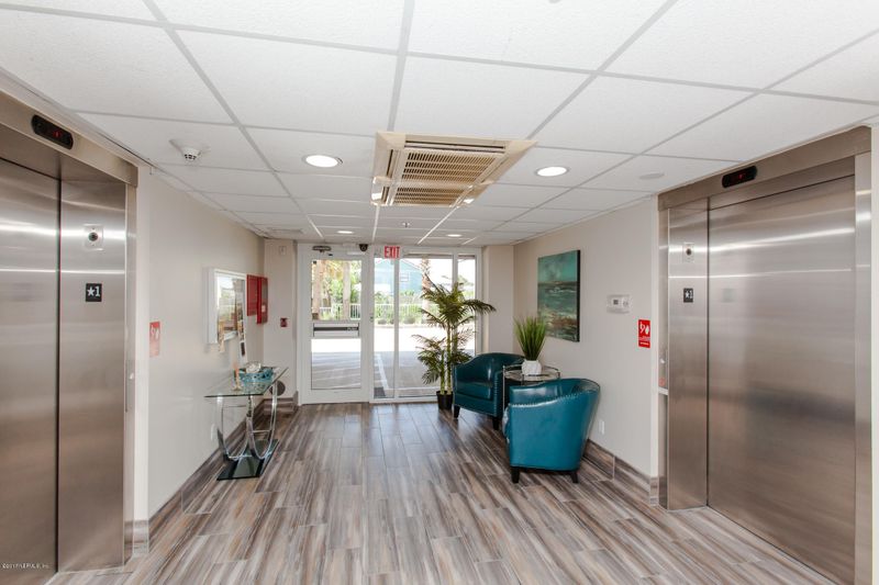 1236 1st St N #405, Jacksonville Beach, FL 32250