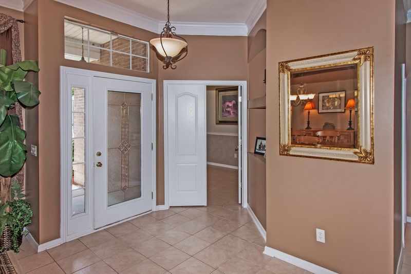 1236 Lake Parke Dr, St Johns, FL 32259