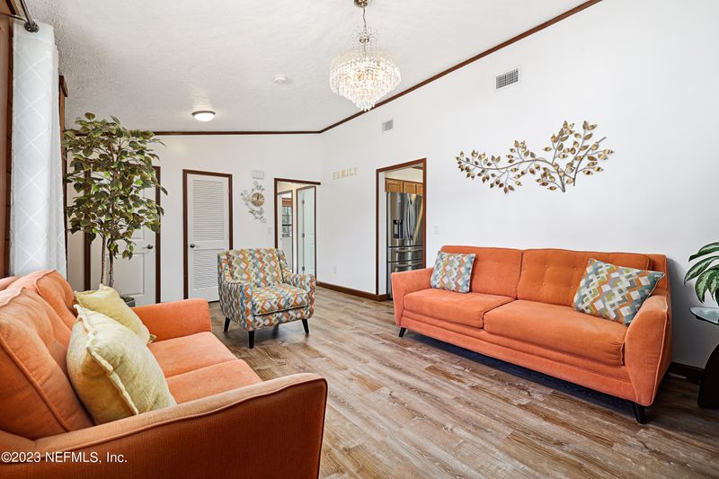 1236 Whispering Pines Rd, St Johns, FL 32259
