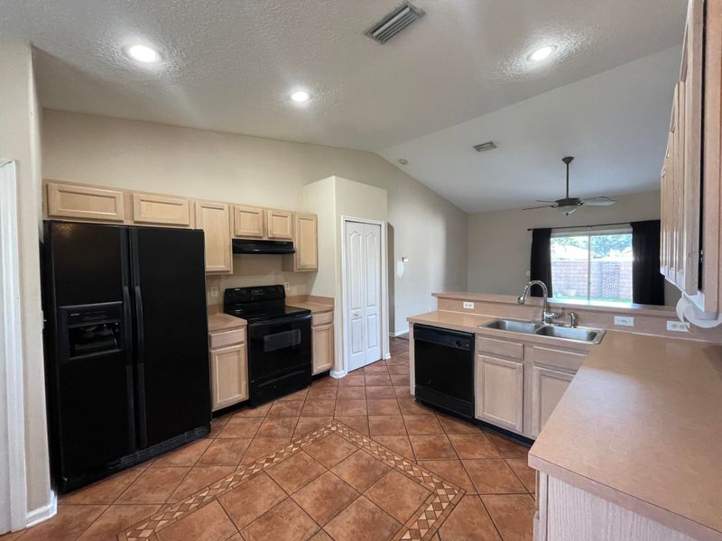 12369 Boston Harbor Dr, Jacksonville, FL 32225