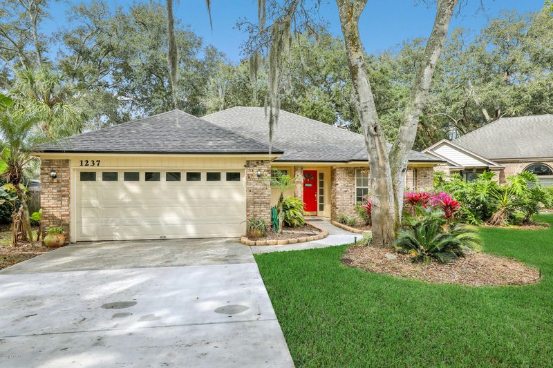 1237 Zephyr Way S, Jacksonville Beach, FL 32250