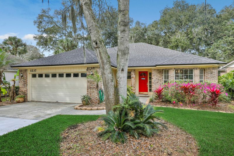 1237 Zephyr Way S, Jacksonville Beach, FL 32250
