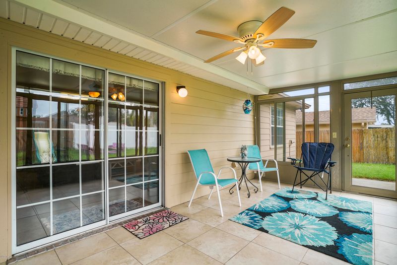 12388 Blue Stream Dr, Jacksonville, FL 32224