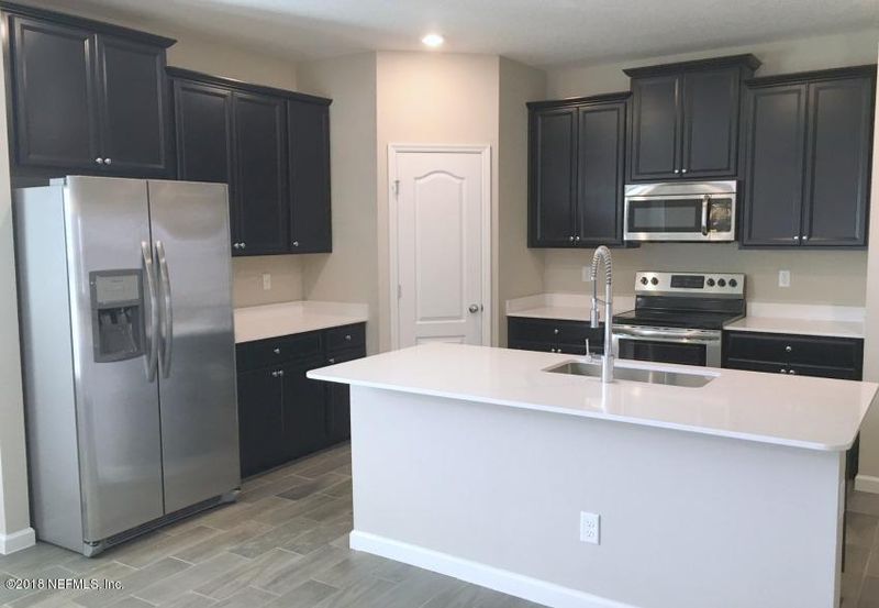 1241 Kendall Dr, Jacksonville, FL 32211