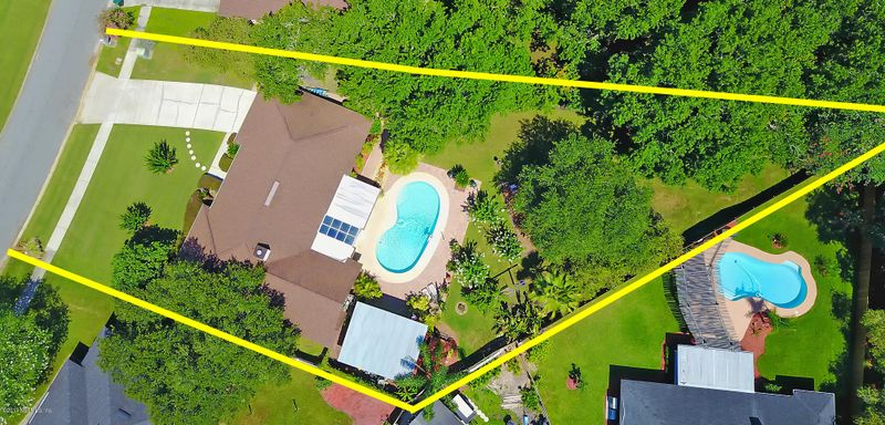 12417 Jeremys Landing Dr E, Jacksonville, FL 32258