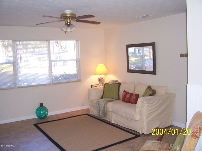 1242 Cape Charles Ave, Atlantic Beach, FL 32233