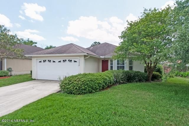 12430 Apple Leaf Dr, Jacksonville, FL 32224