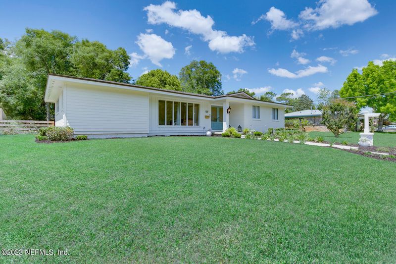 1244 Jamaica Rd E, Jacksonville, FL 32216
