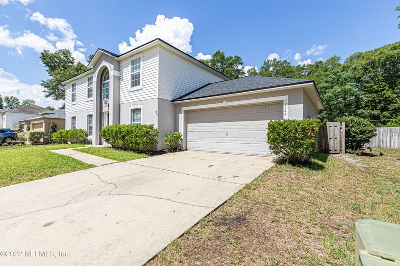 12444 Hickory Forest Rd, Jacksonville, FL 32226