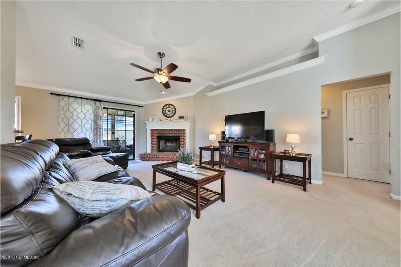 12467 Hatton Chase Ln, Jacksonville, FL 32258