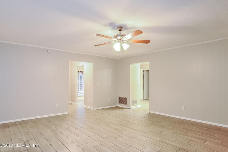 1247 Spencer Ln, St Johns, FL 32259