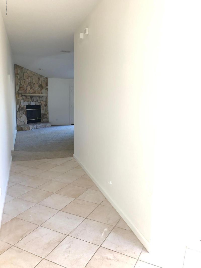 12472 Hatton Chase Ln E, Jacksonville, FL 32258
