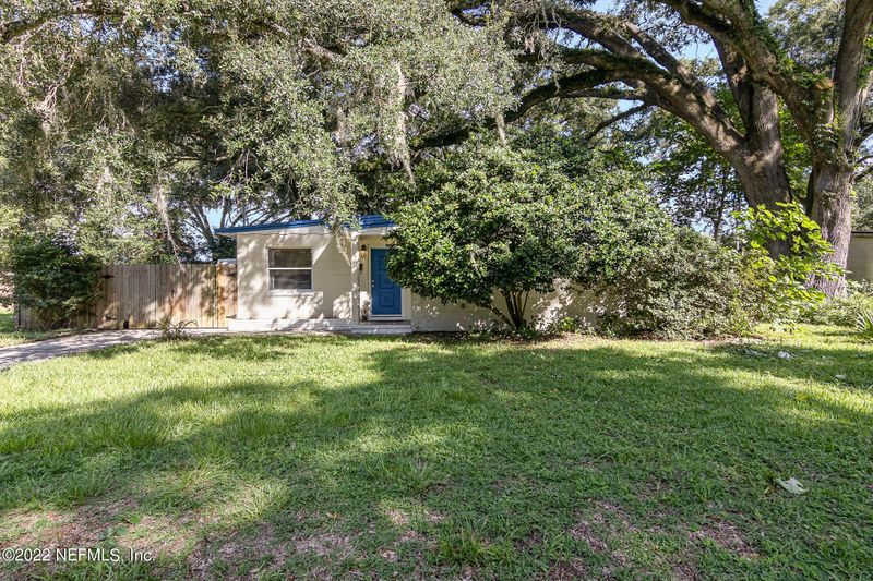 1248 King Arthur Rd, Jacksonville, FL 32211