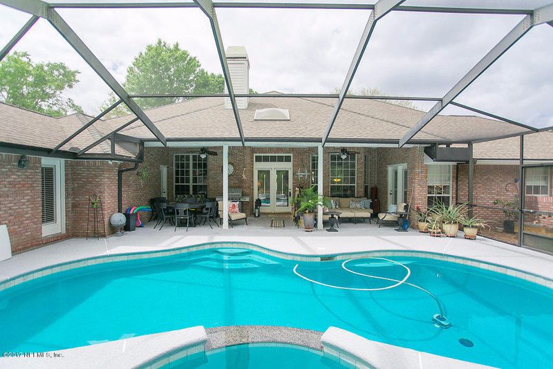 1249 Creek Bend Rd, St Johns, FL 32259