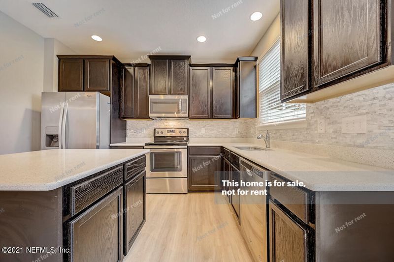 125 Adelanto Ave, St Augustine, FL 32092