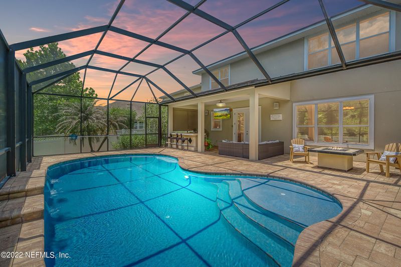 125 Castlegate Ln, St Johns, FL 32259