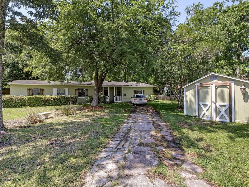 1250 Peacefield Dr, Jacksonville, FL 32205