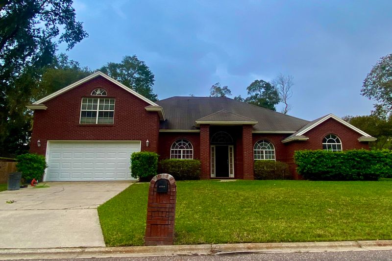 12504 Gately Oaks Ln E, Jacksonville, FL 32225