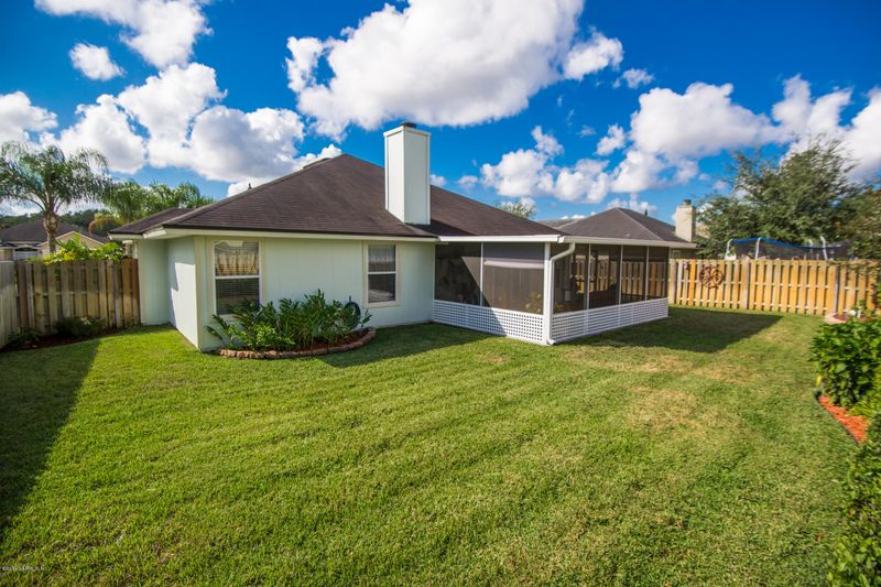 1253 Ardmore St, St Johns, FL 32092