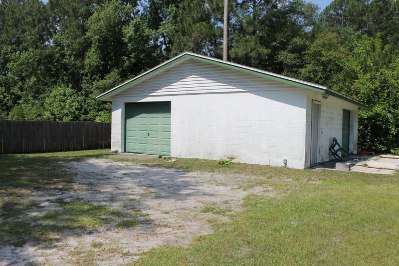 12540 Pulaski Rd, Jacksonville, FL 32218
