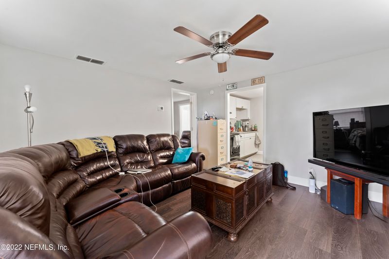 1256 Hickory Cove Ln, Orange Park, FL 32073