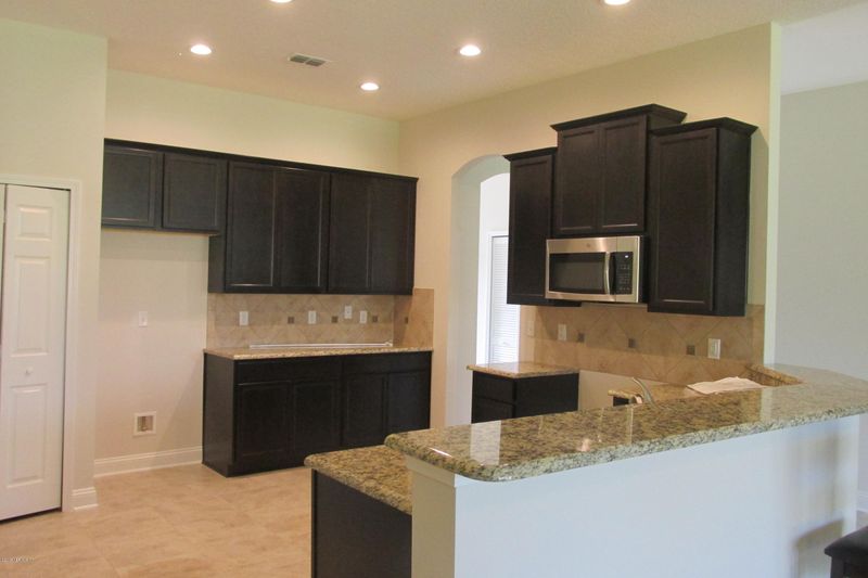 1259 Adelena Ln, Jacksonville, FL 32221