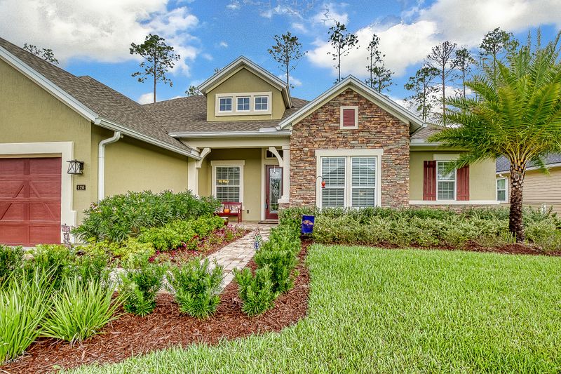 126 Winston Ct, St Johns, FL 32259