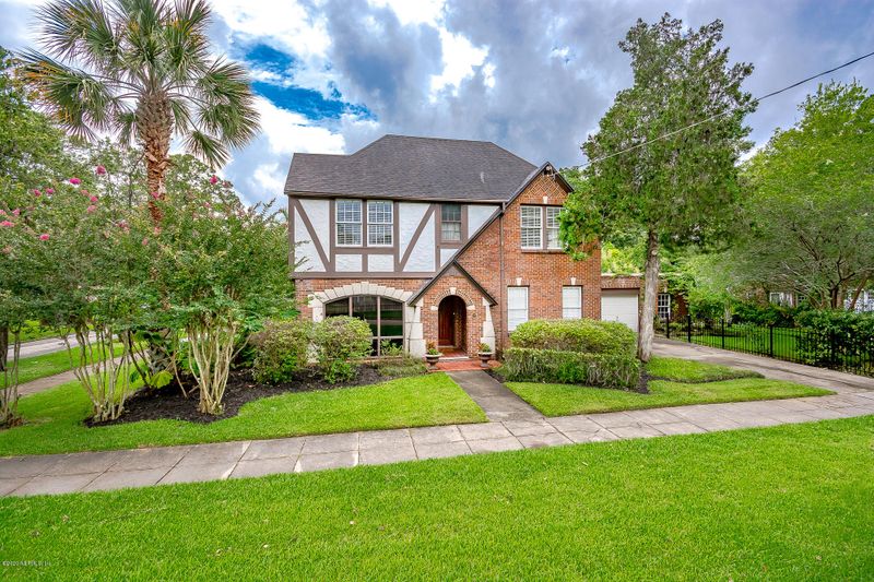 1260 Edgewood Ave S, Jacksonville, FL 32205