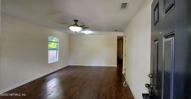 1262 Mull St, Jacksonville, FL 32205
